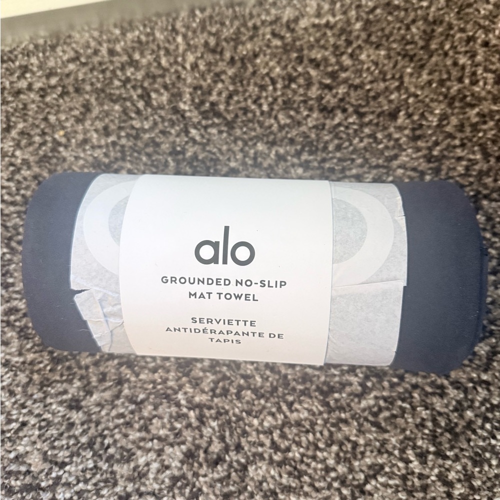 Alo Grounded No-Slip Mat Towel - Black